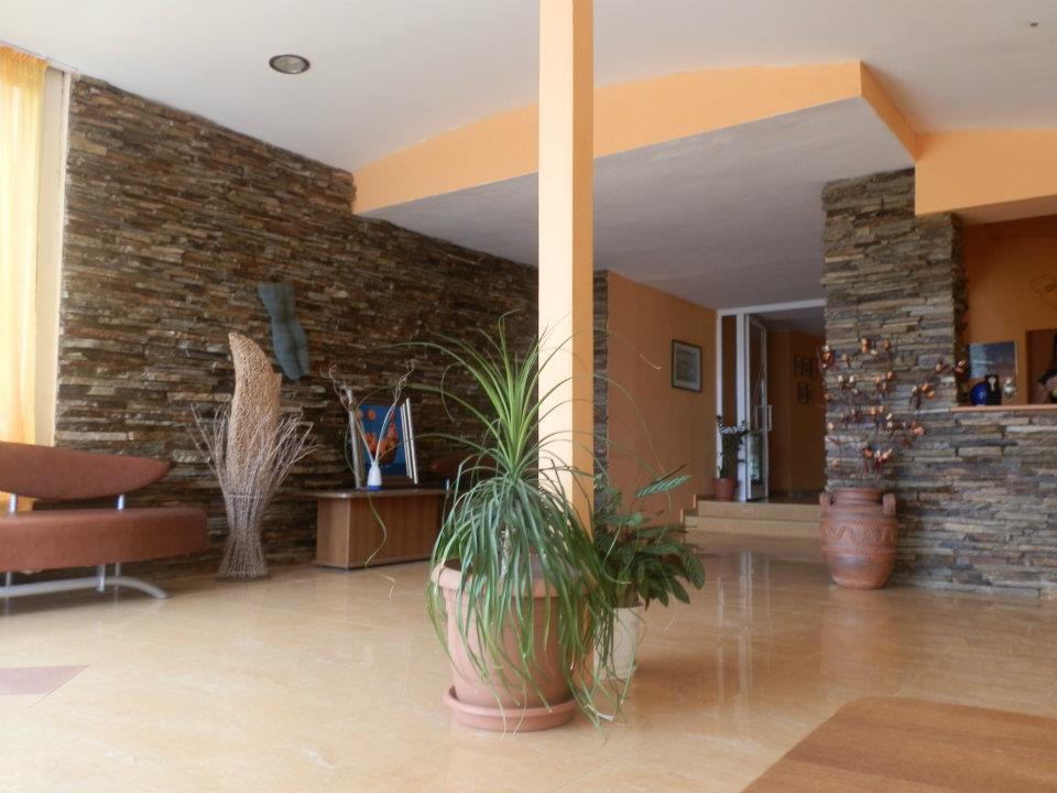 Hotel Surf Primorsko Luaran gambar