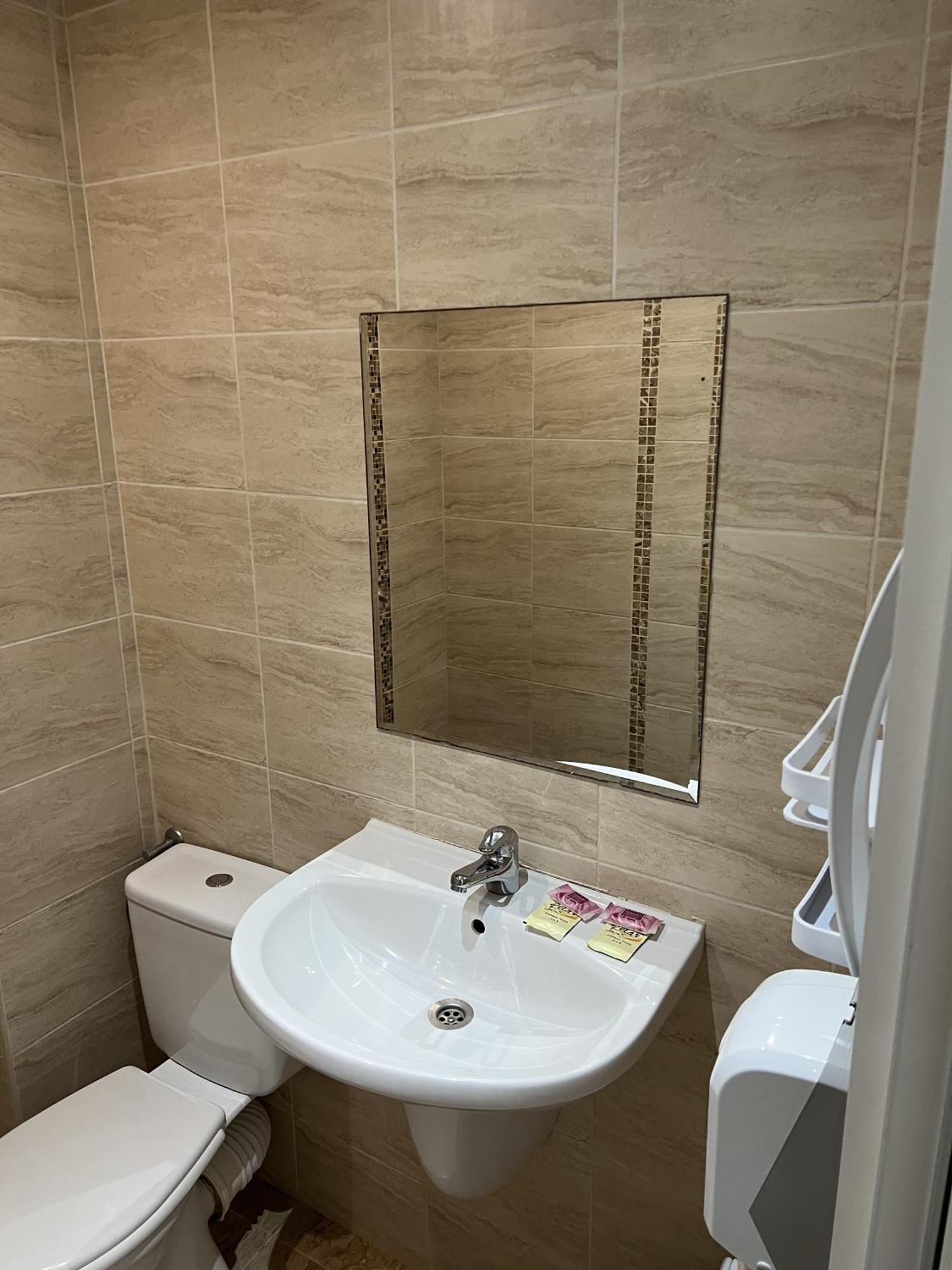 Hotel Surf Primorsko Luaran gambar